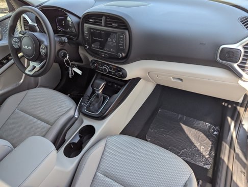 New 2025 Kia Soul LX image 10