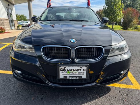 Used 2011 BMW 328i xDrive Sedan image 13