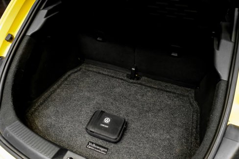 Used 2014 Volkswagen Beetle TDI image 43