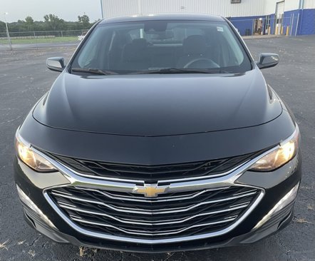 Used 2023 Chevrolet Malibu LT image 2