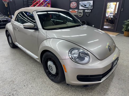 Used 2013 Volkswagen Beetle 2.5 image 7