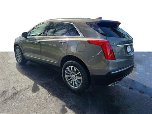 Used 2018 Cadillac XT5 Luxury w/ Driver Awareness Package image 3