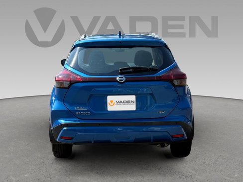 Used 2021 Nissan Kicks SV image 20