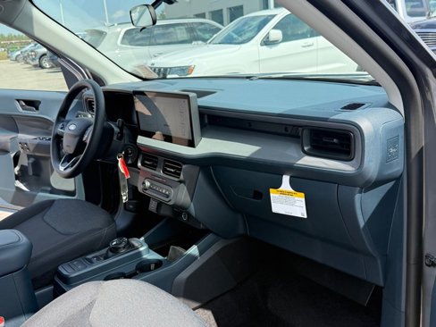 New 2025 Ford Maverick XL image 16