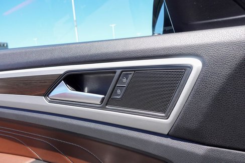 Used 2022 Volkswagen Atlas SE image 15