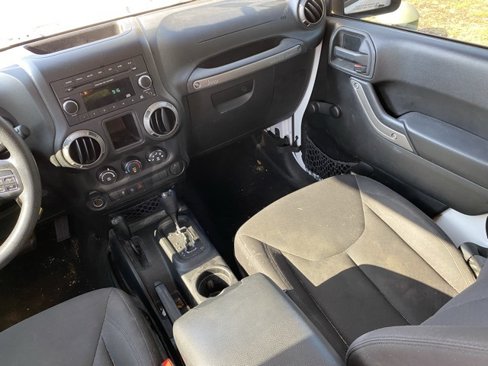 Used 2015 Jeep Wrangler Unlimited Sport image 20