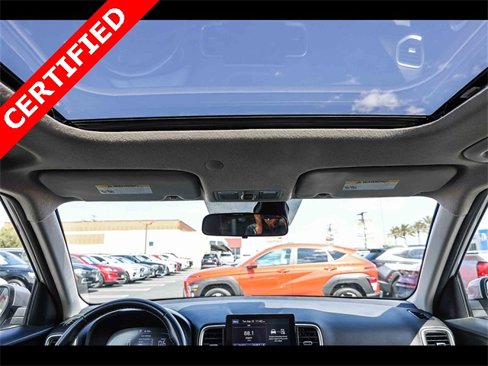 Certified 2023 Hyundai Venue SEL image 16