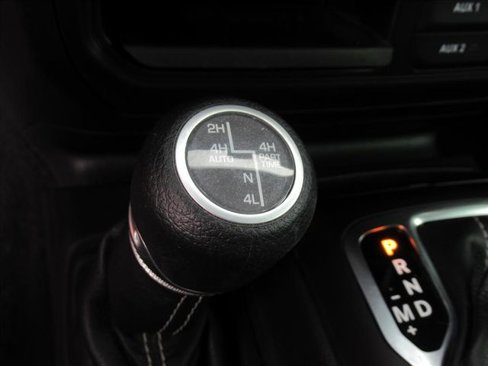Used 2019 Jeep Wrangler Unlimited Sahara image 23