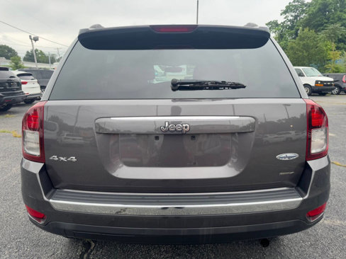 Used 2015 Jeep Compass High Altitude image 3