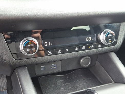 Used 2022 Mitsubishi Outlander ES image 16