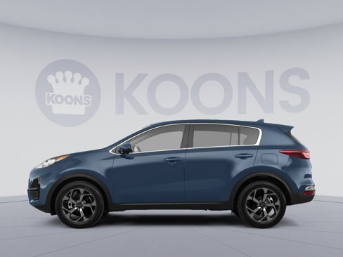 Used 2021 Kia Sportage LX image 2
