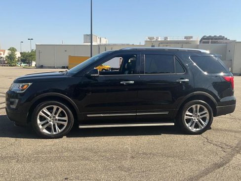 Certified 2017 Ford Explorer Limited w/ Equipment Group 301A image 2