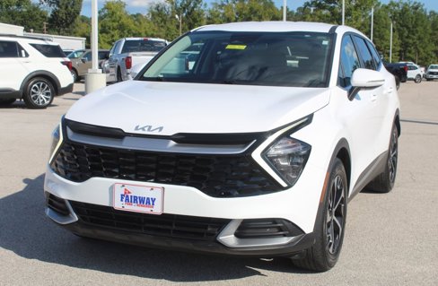 Used 2023 Kia Sportage EX image 4