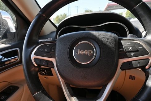 Used 2015 Jeep Grand Cherokee Limited image 16