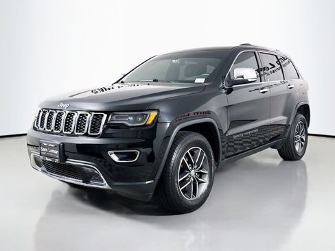 Used 2017 Jeep Grand Cherokee Limited w/ Luxury Group II image 3