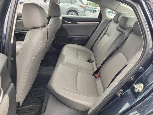 Used 2016 Honda Civic Touring image 9