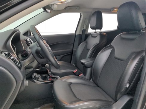 Used 2018 Jeep Compass Latitude image 26