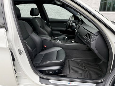 Used 2011 BMW M3 Sedan image 28