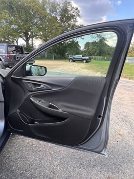 Used 2023 Chevrolet Malibu LT image 14