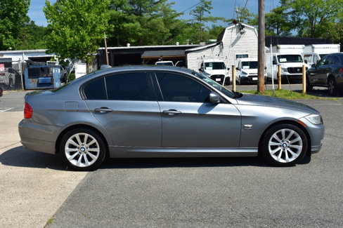 Used 2011 BMW 328i xDrive Sedan w/ Premium Pkg image 9