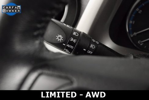 Used 2016 Toyota RAV4 Limited image 26