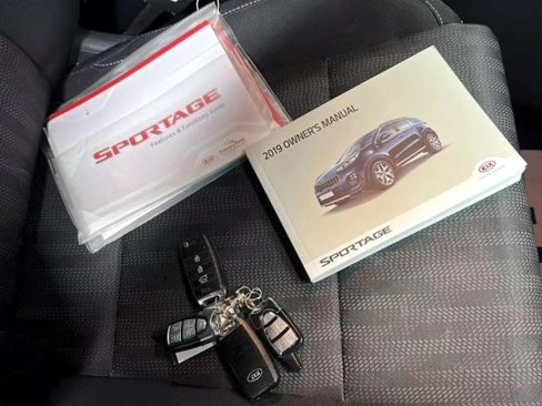 Used 2019 Kia Sportage LX image 19