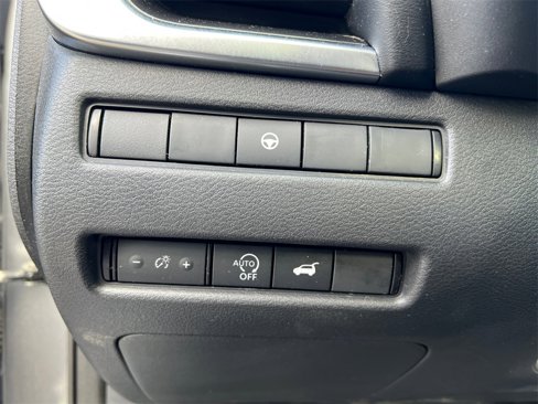 Used 2023 Nissan Rogue SV w/ SV Premium B Package image 13