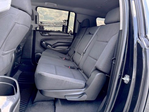 Used 2019 Chevrolet Suburban LS image 12