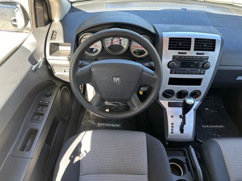 Used 2008 Dodge Caliber SXT image 9