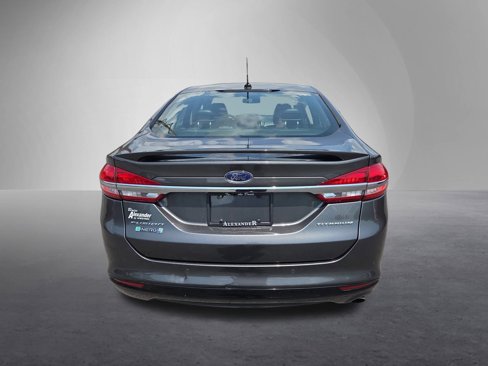 Used 2018 Ford Fusion Energi Titanium image 4
