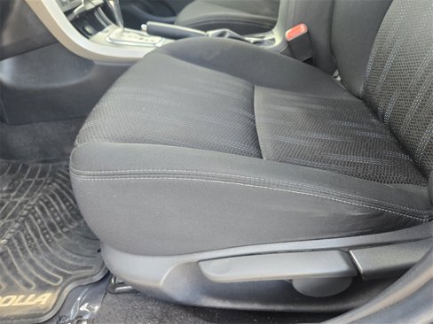 Used 2012 Toyota Corolla S image 18