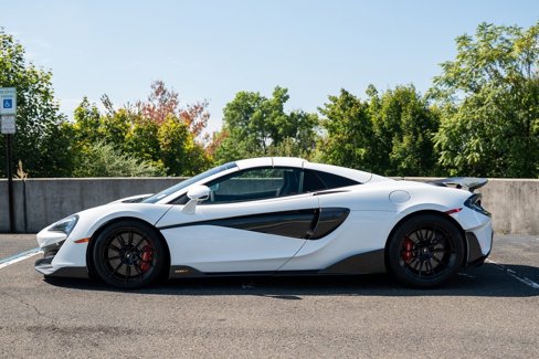 Used 2020 McLaren 600LT Spider image 31