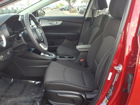 Used 2024 Kia Forte LXS image 13