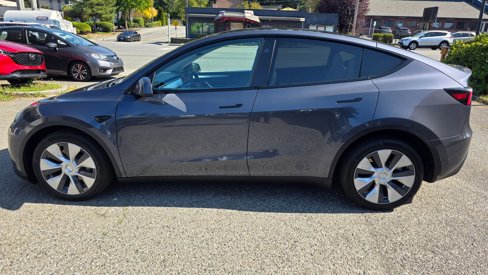 Used 2023 Tesla Model Y Long Range image 8