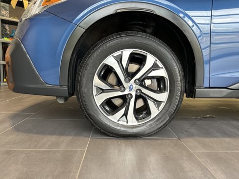 Used 2020 Subaru Outback Limited image 43