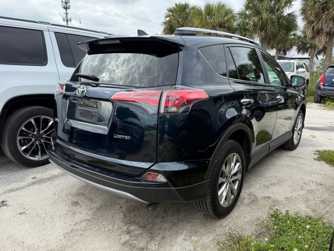 Used 2018 Toyota RAV4 Limited image 5