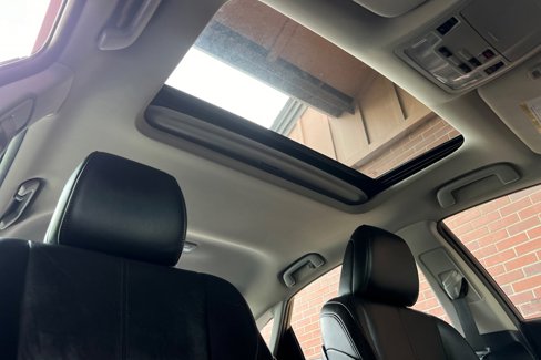 Used 2015 Toyota Avalon Limited image 16