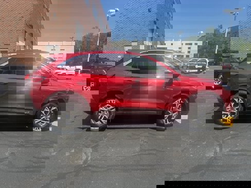 Used 2021 Ford Escape SEL image 4