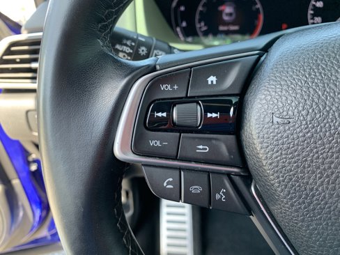 Used 2018 Honda Accord Sport image 35