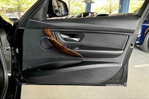 Used 2015 BMW 320i Sedan image 22