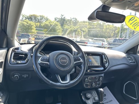 Used 2019 Jeep Compass Altitude image 14
