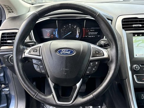 Used 2018 Ford Fusion SE w/ Equipment Group 602A image 19