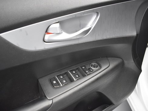 Used 2023 Kia Forte LXS image 25