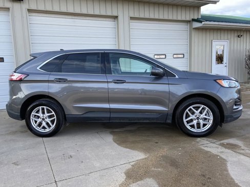 Used 2023 Ford Edge SEL image 7