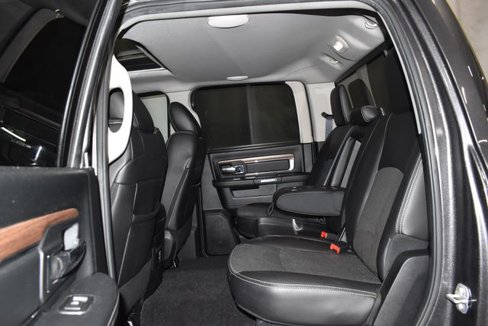 Used 2016 RAM 1500 Laramie w/ Convenience Group image 35