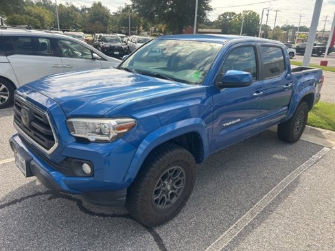 Used 2018 Toyota Tacoma SR5 image 1