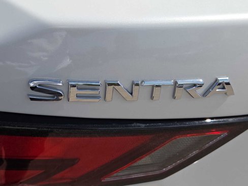 Used 2023 Nissan Sentra SV image 12
