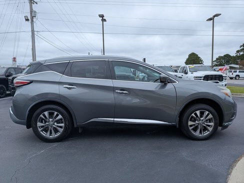 Used 2018 Nissan Murano SL w/ Moonroof Package image 4