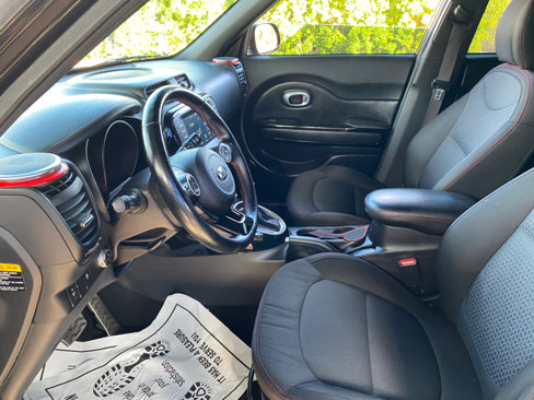 Used 2015 Kia Soul + image 22