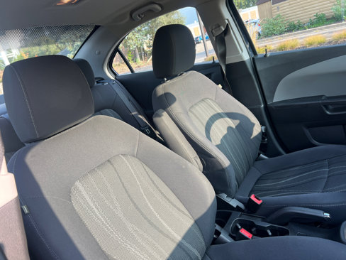 Used 2015 Chevrolet Sonic LT image 38